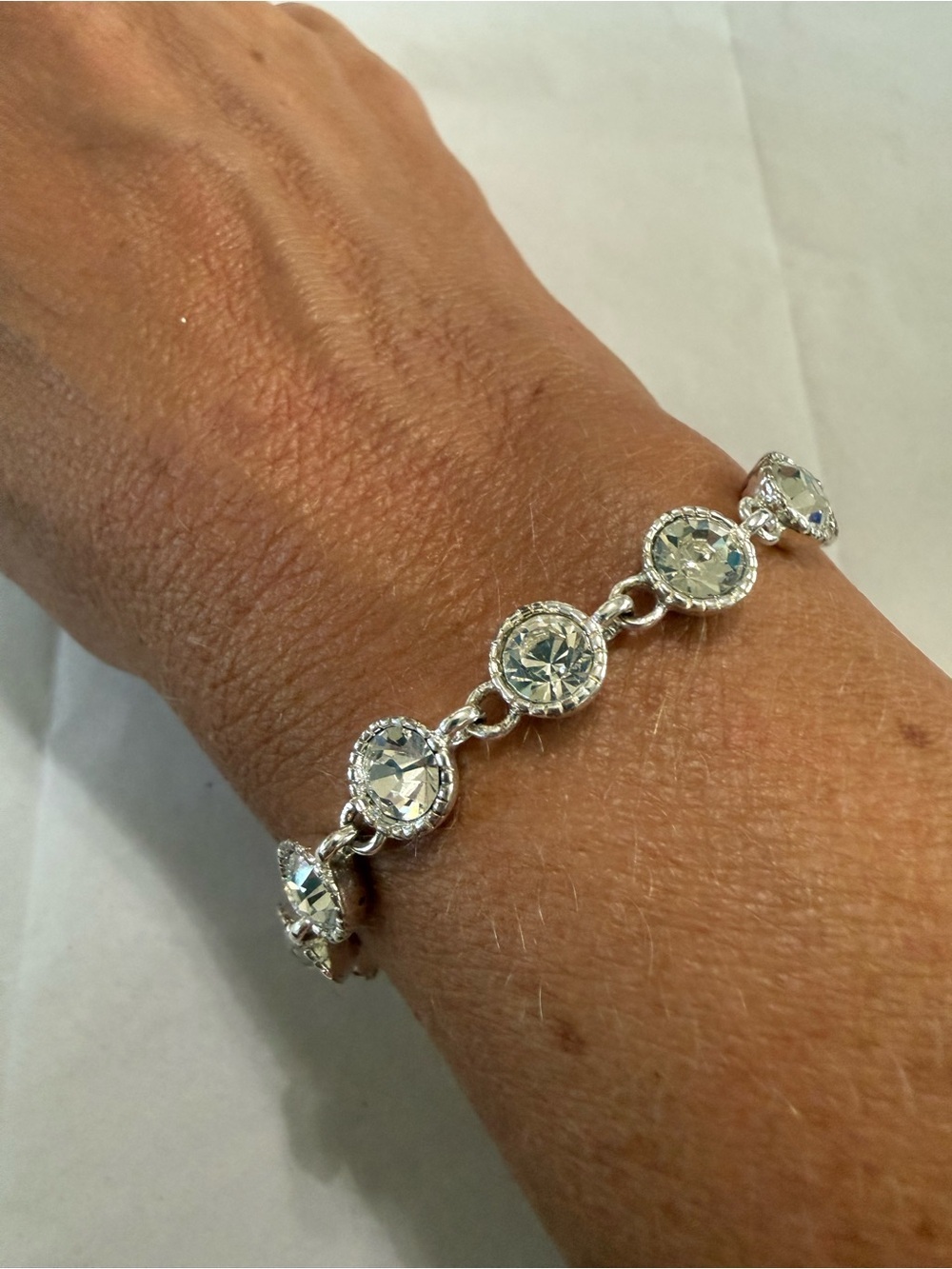 Avon Vintage 1980s SAQ Faceted Crystal Tennis Bracelet Silver Tone Sparkling